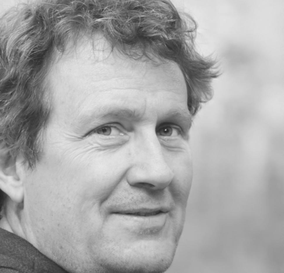 Prof. Miguel Santos